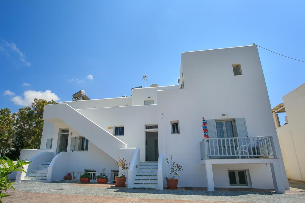Ampeli Apartments パロス島 エクステリア 写真